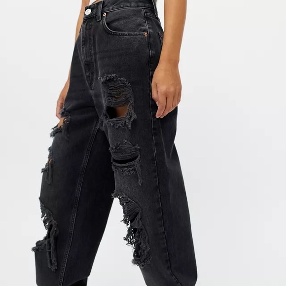 BDG Charcoal Black High Waisted Distressed Baggy Jeans Size 29 - Picture 1 of 6